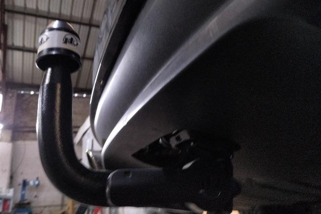 attelage sur Jaguar XF