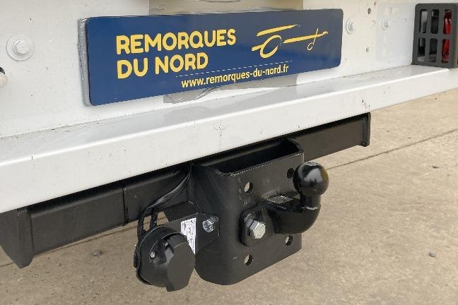 attelage sur Renault Master Plateau / Châssis Cabine