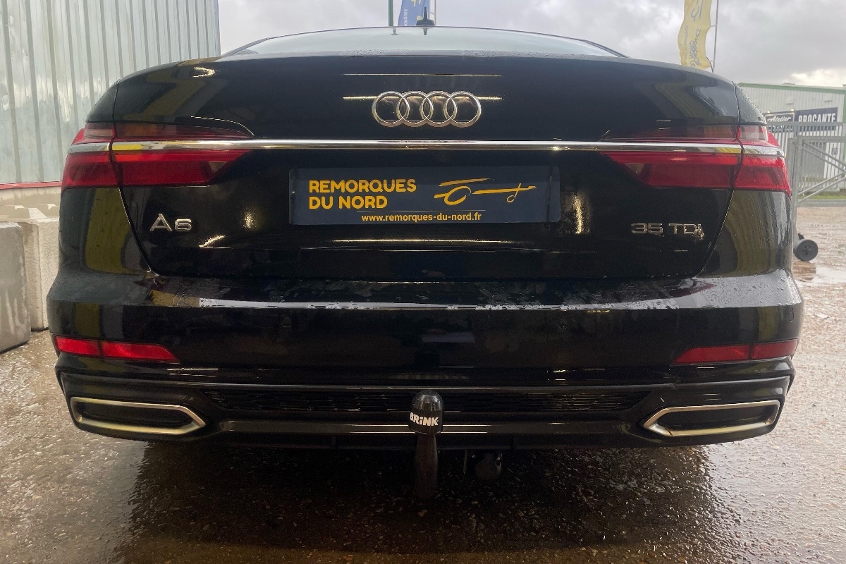 attelage sur Audi A6 Berline
