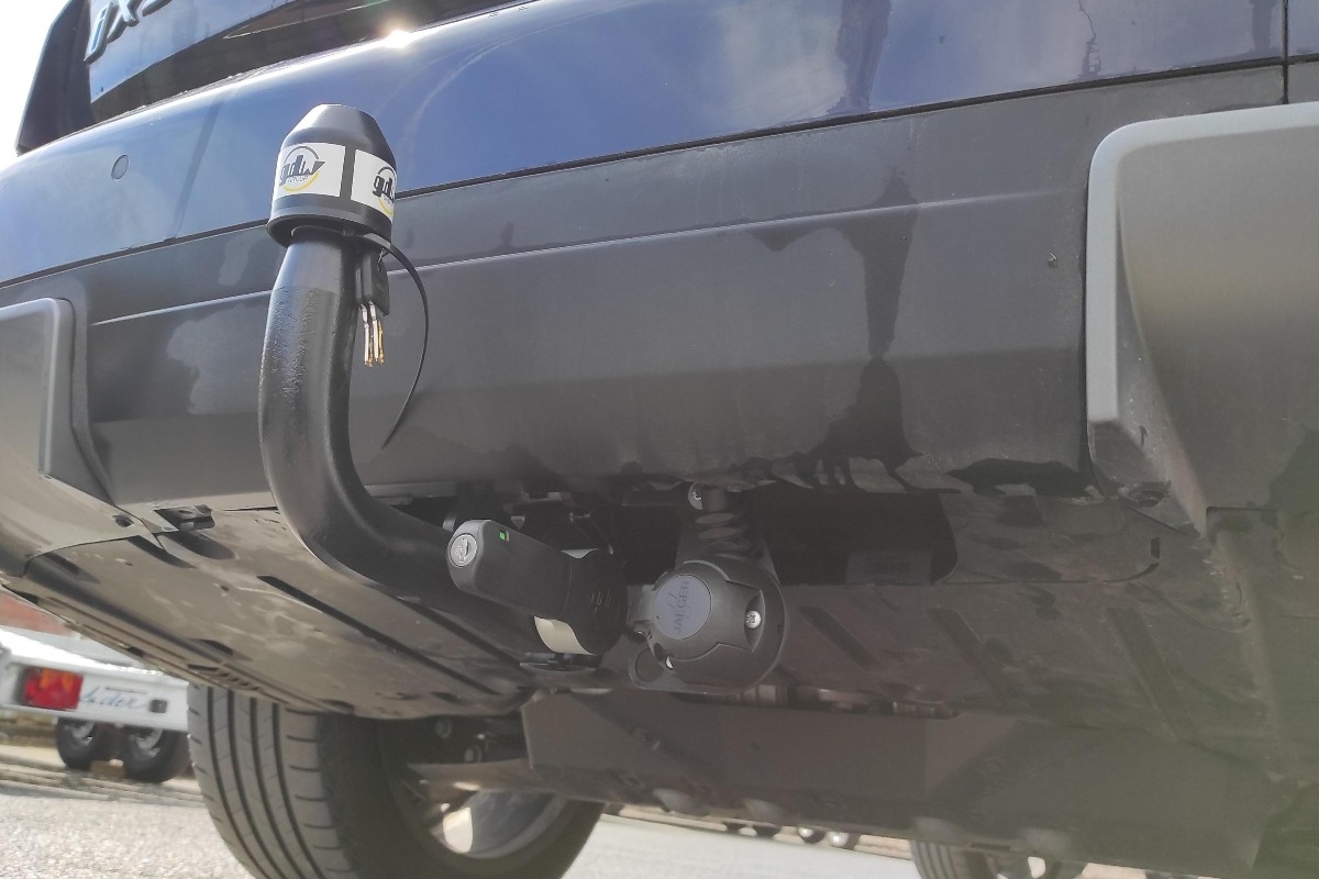 attelage sur BMW iX3