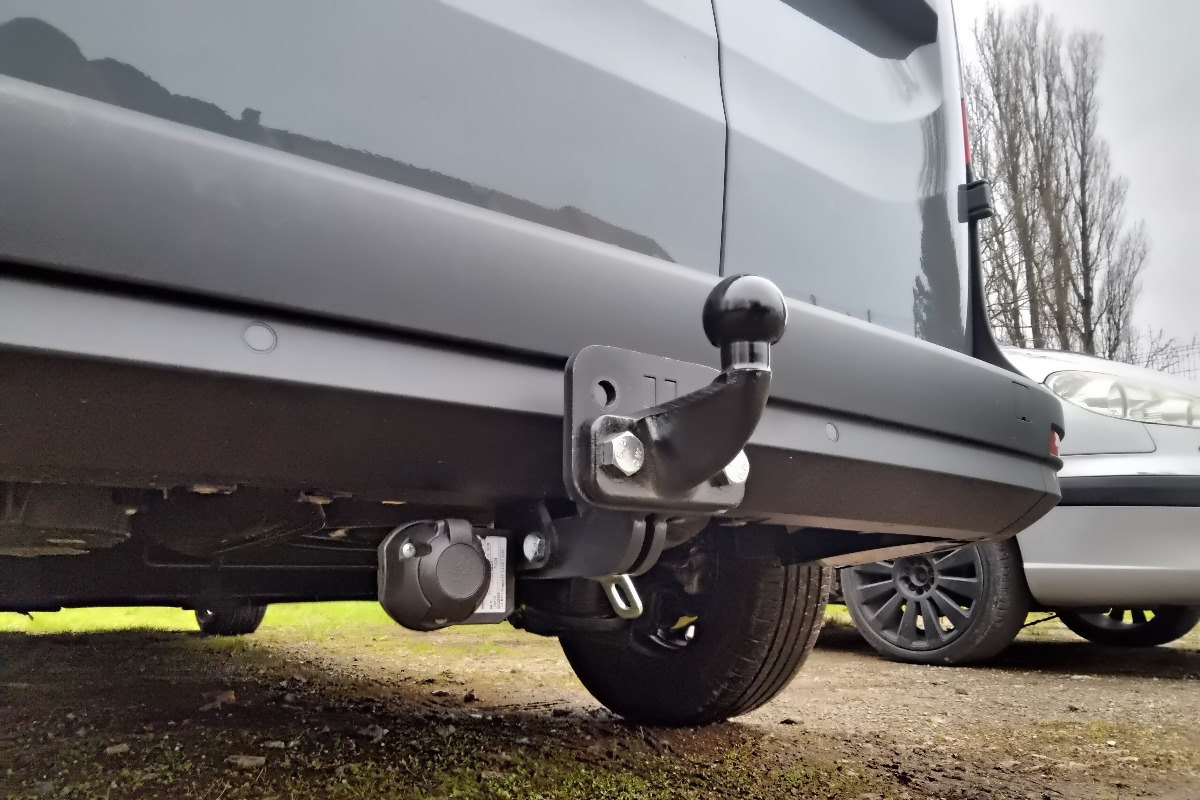 attelage sur Mercedes Citan