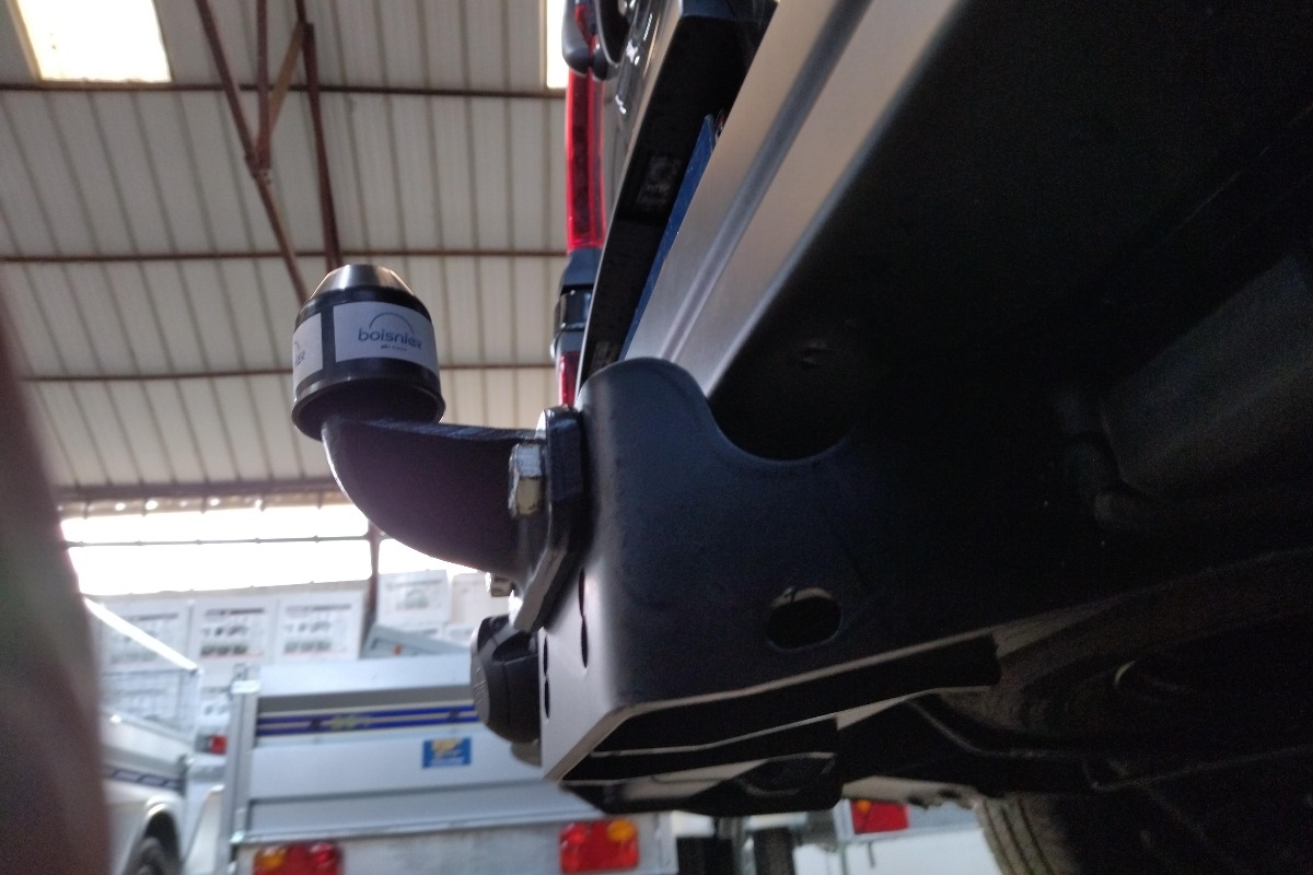 attelage sur Nissan Primastar