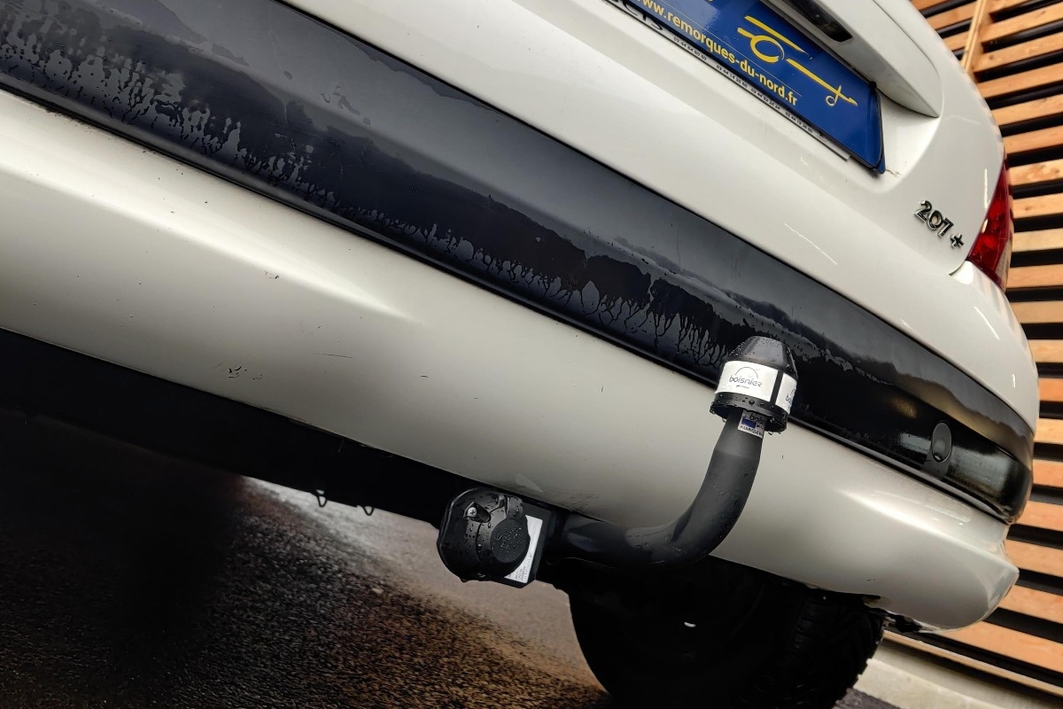 attelage sur Peugeot 207