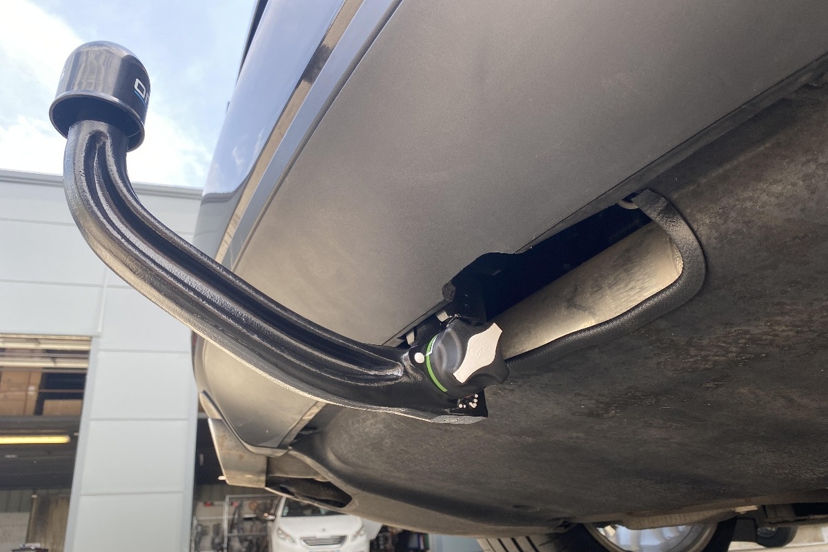 attelage sur Porsche Panamera