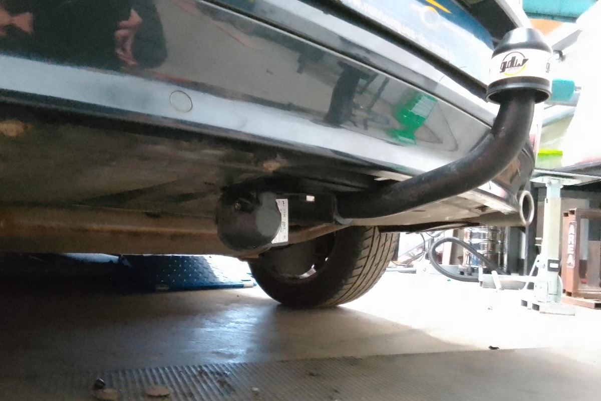 attelage sur Renault Laguna