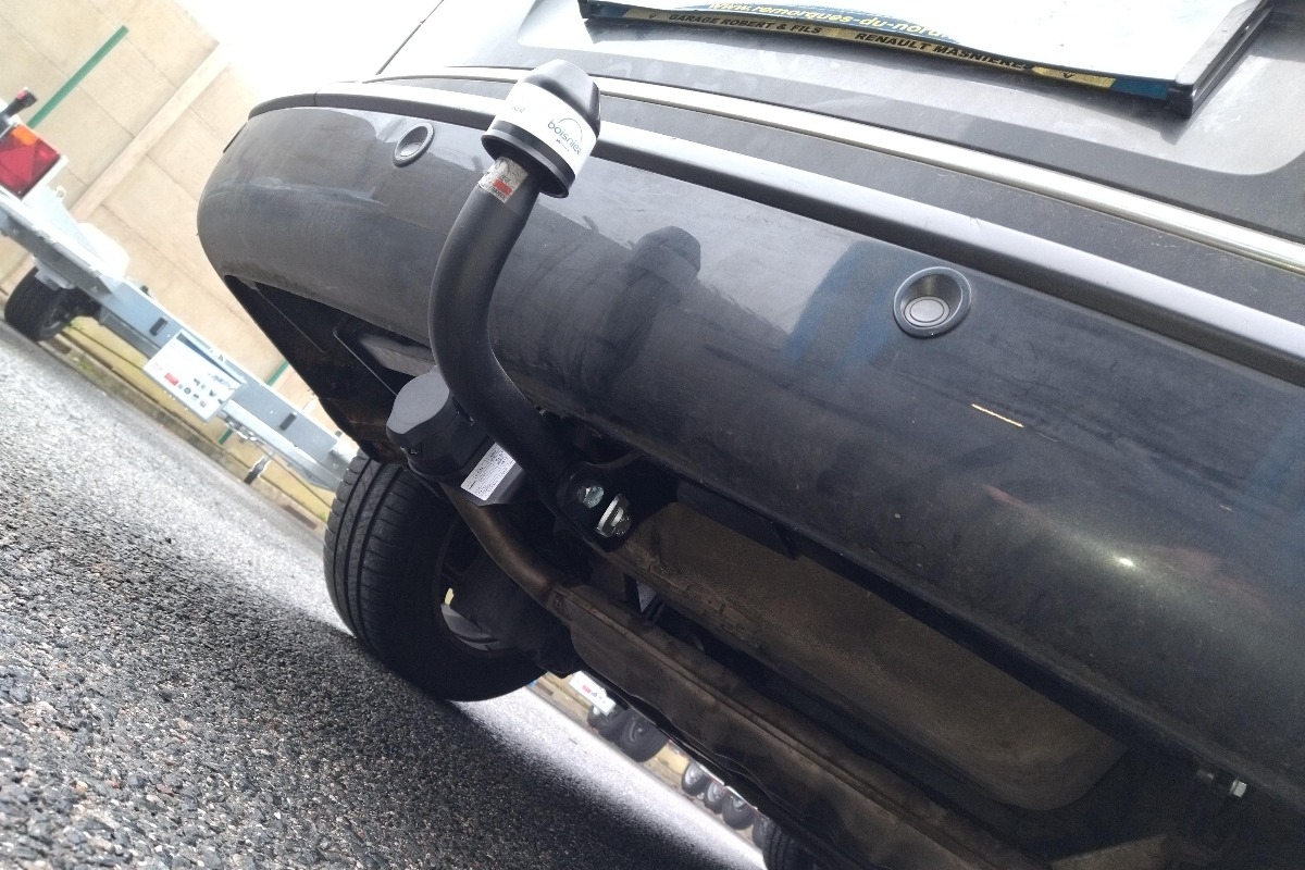 attelage sur Renault Laguna