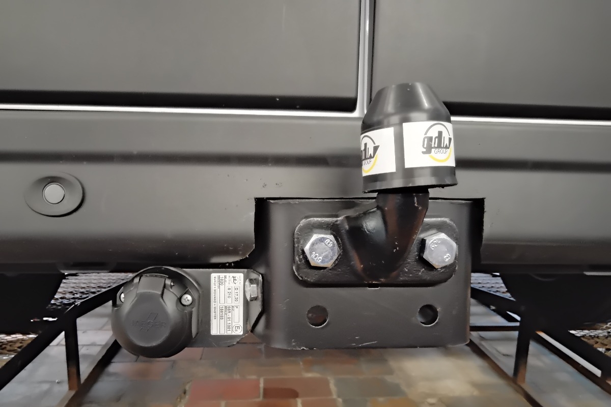 attelage sur Renault Master Fourgon