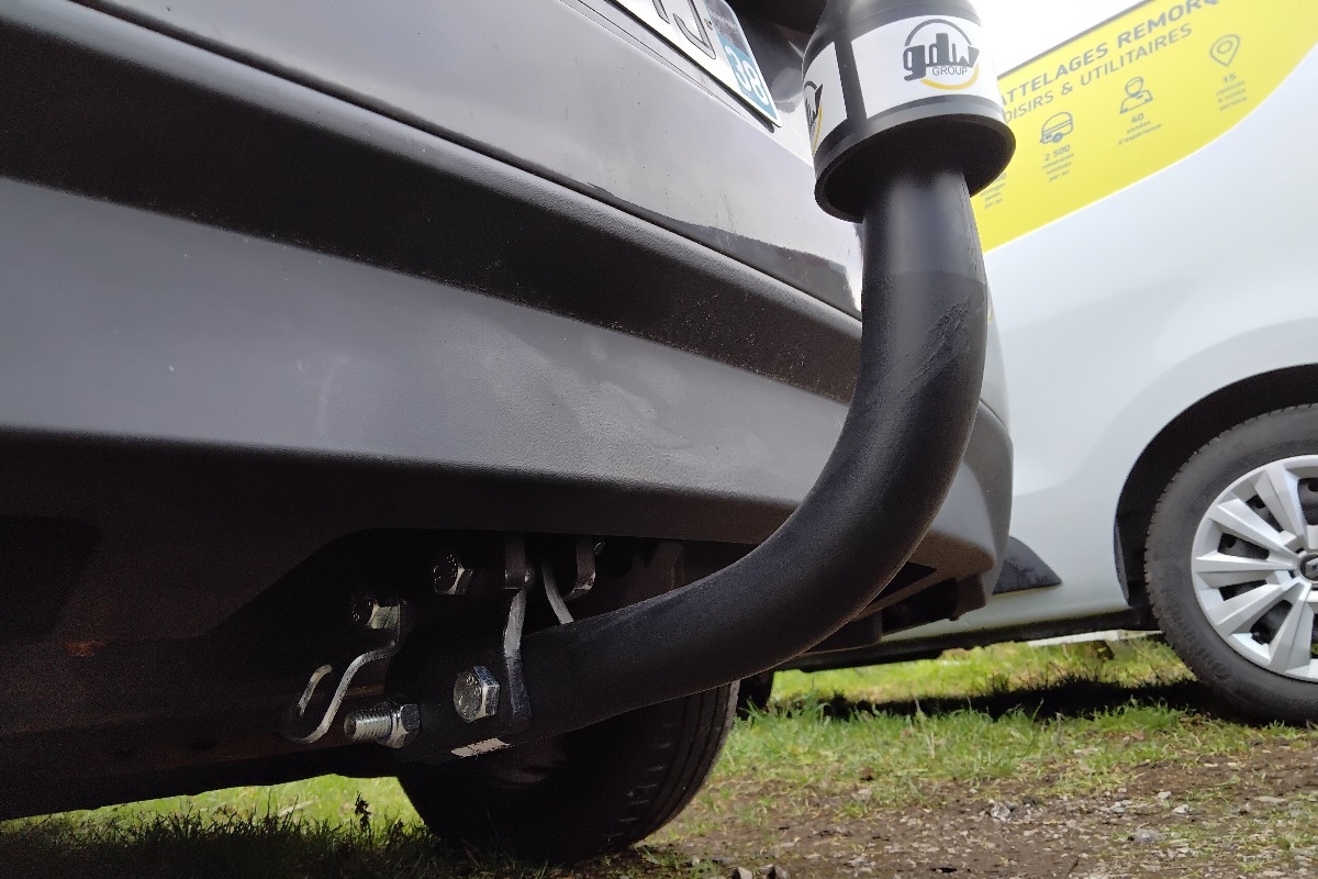 attelage sur Renault Scenic 3