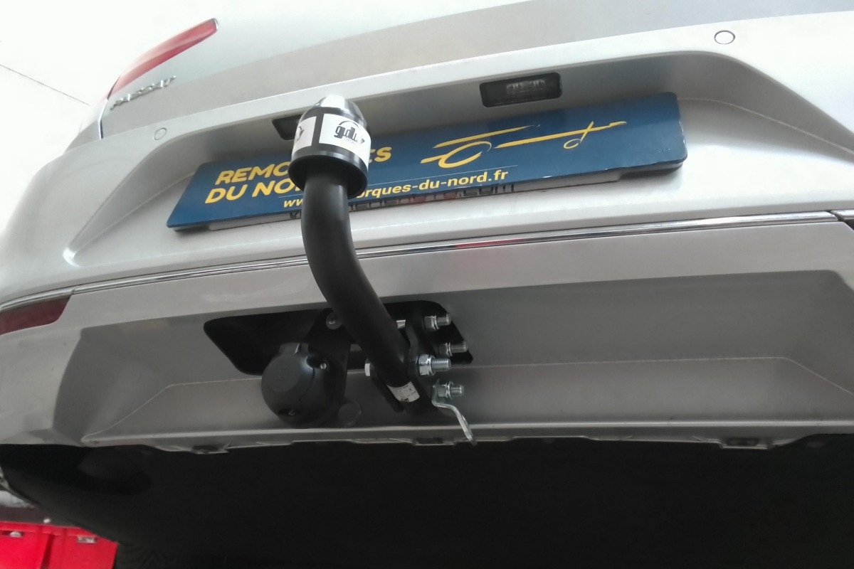attelage sur Volkswagen Passat Berline
