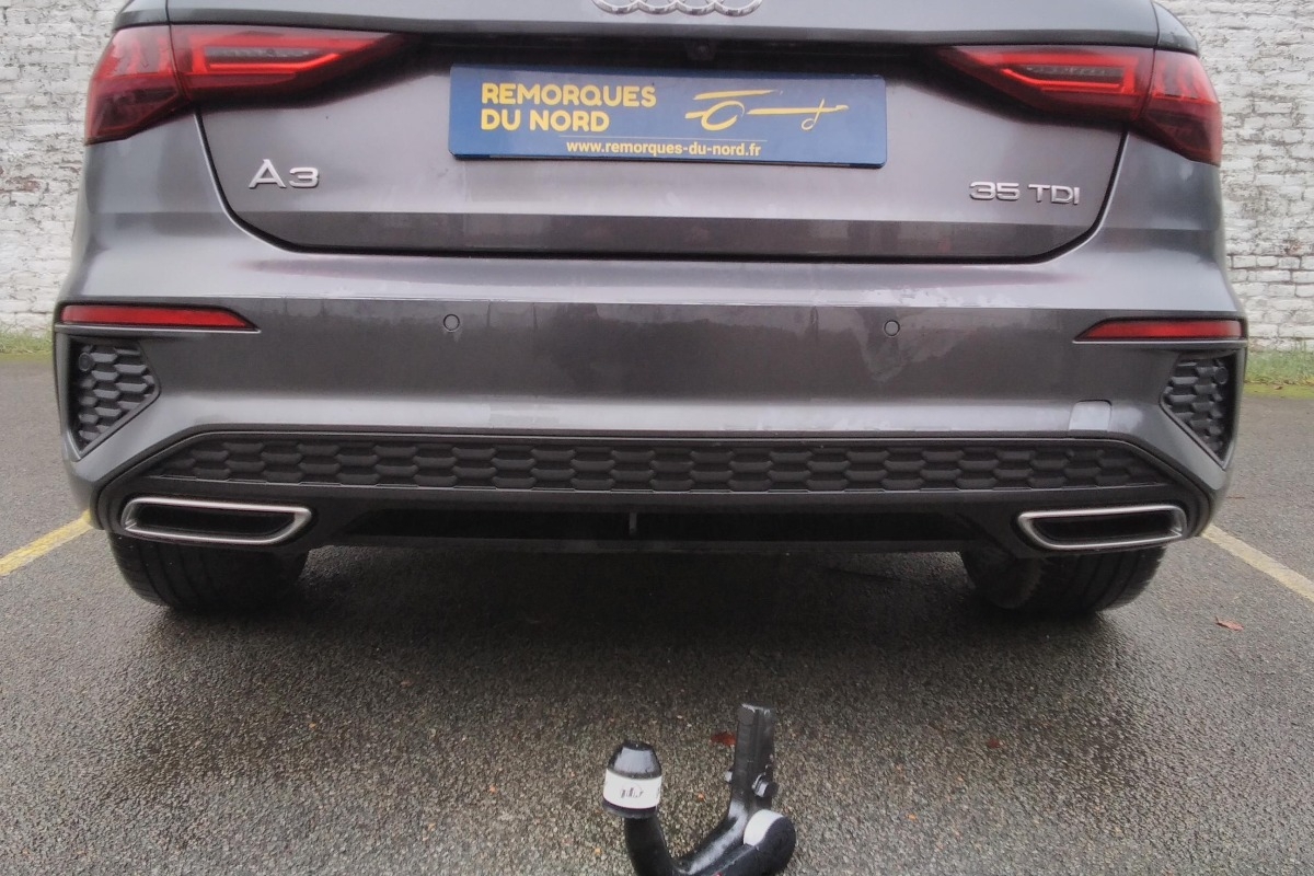 attelage sur Audi A3 Sportback (5 portes)