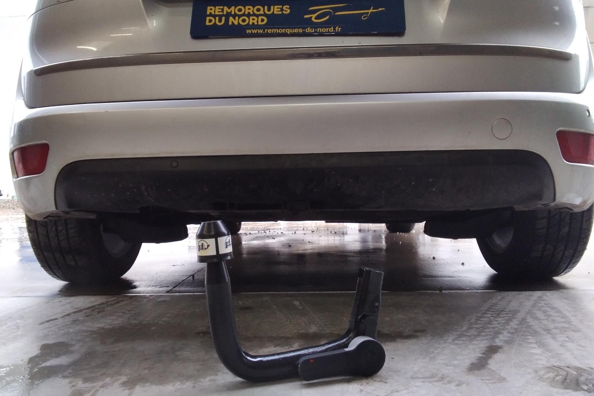 attelage sur Citroën C4 Picasso 5p