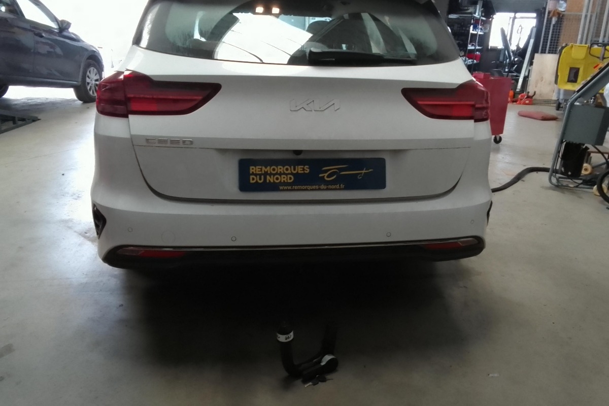 attelage sur Kia Cee'd SW (break)