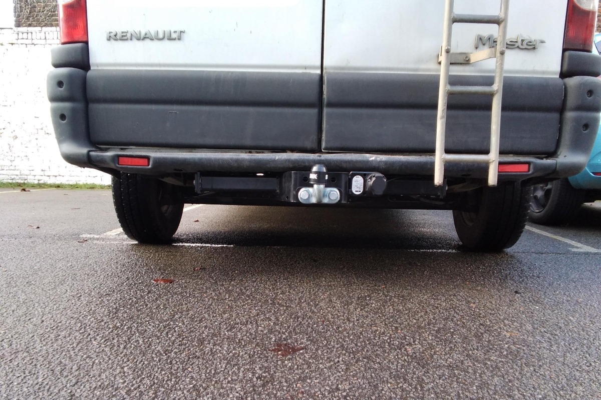 attelage sur Renault Master Fourgon