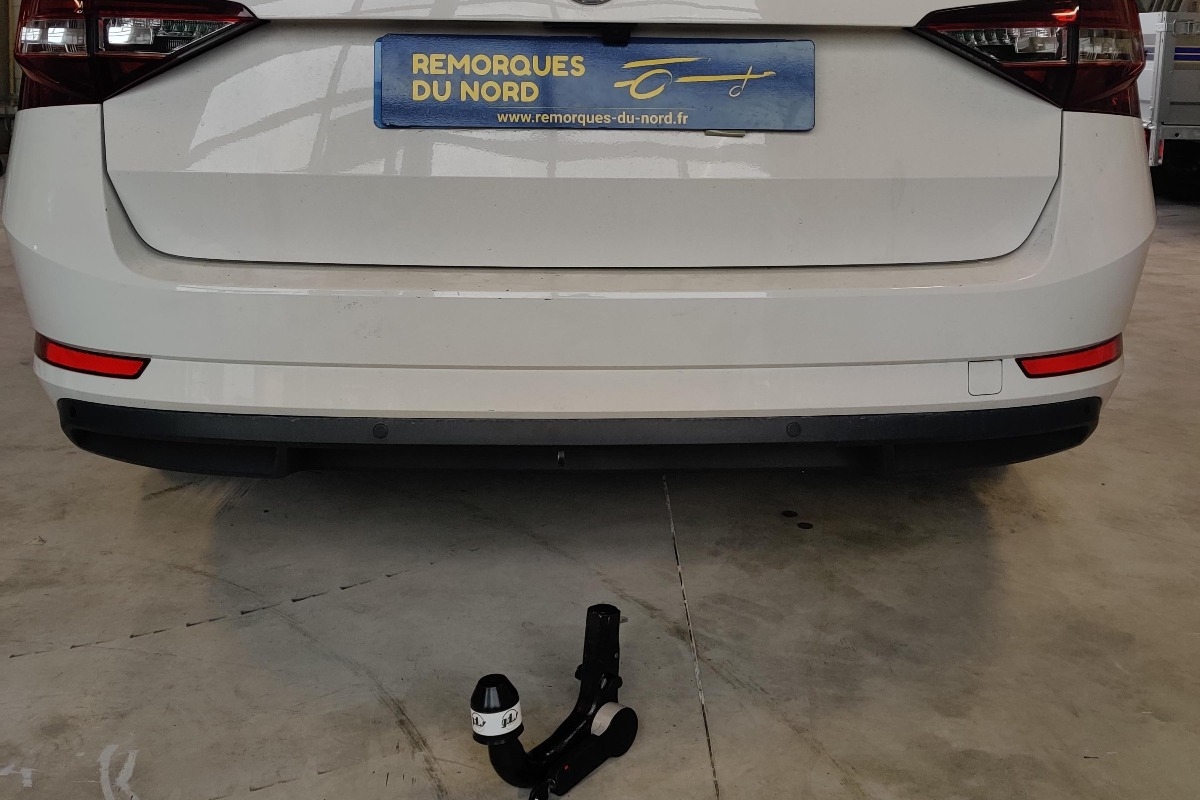 attelage sur Skoda Superb