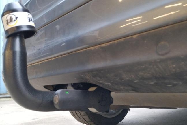 attelage sur Volvo V60
