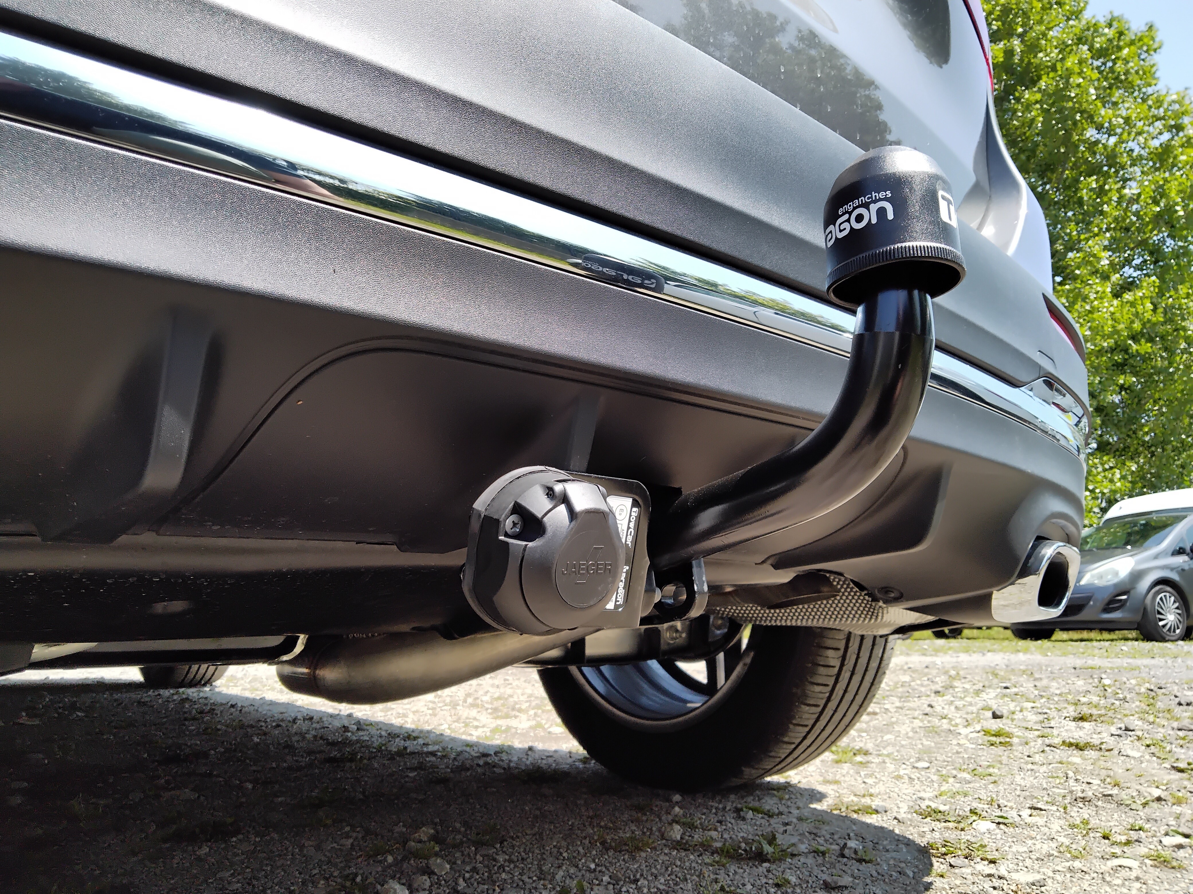 attelage sur Mercedes GLA