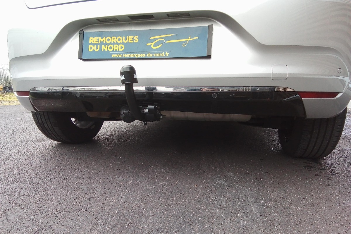 attelage sur Renault Clio 5