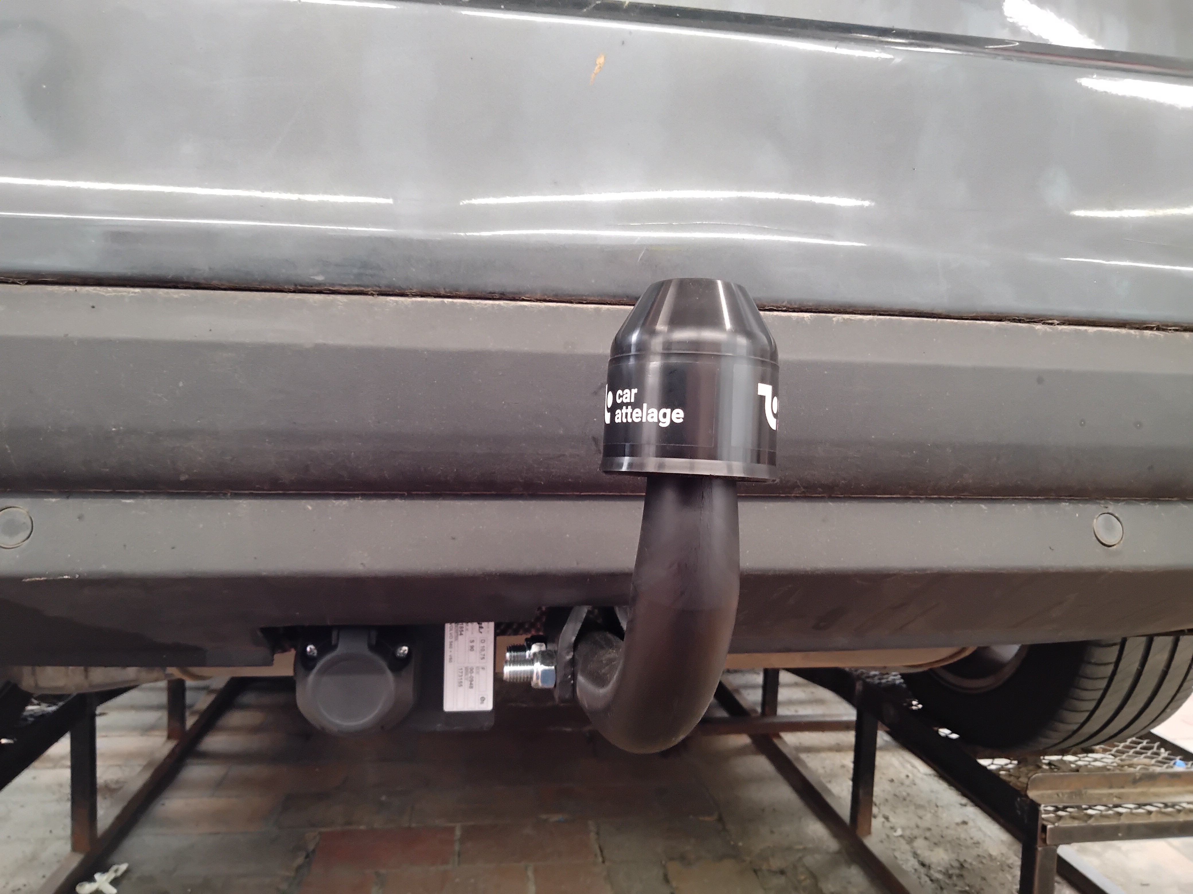 attelage sur Volvo S60