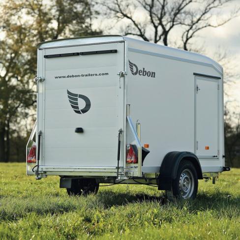 Fourgon Roadster C255 Debon