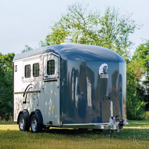 Van Maxi 3 Living Cheval Liberté