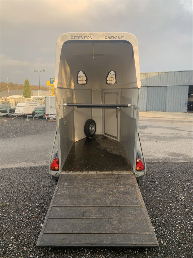 Location shop remorque van